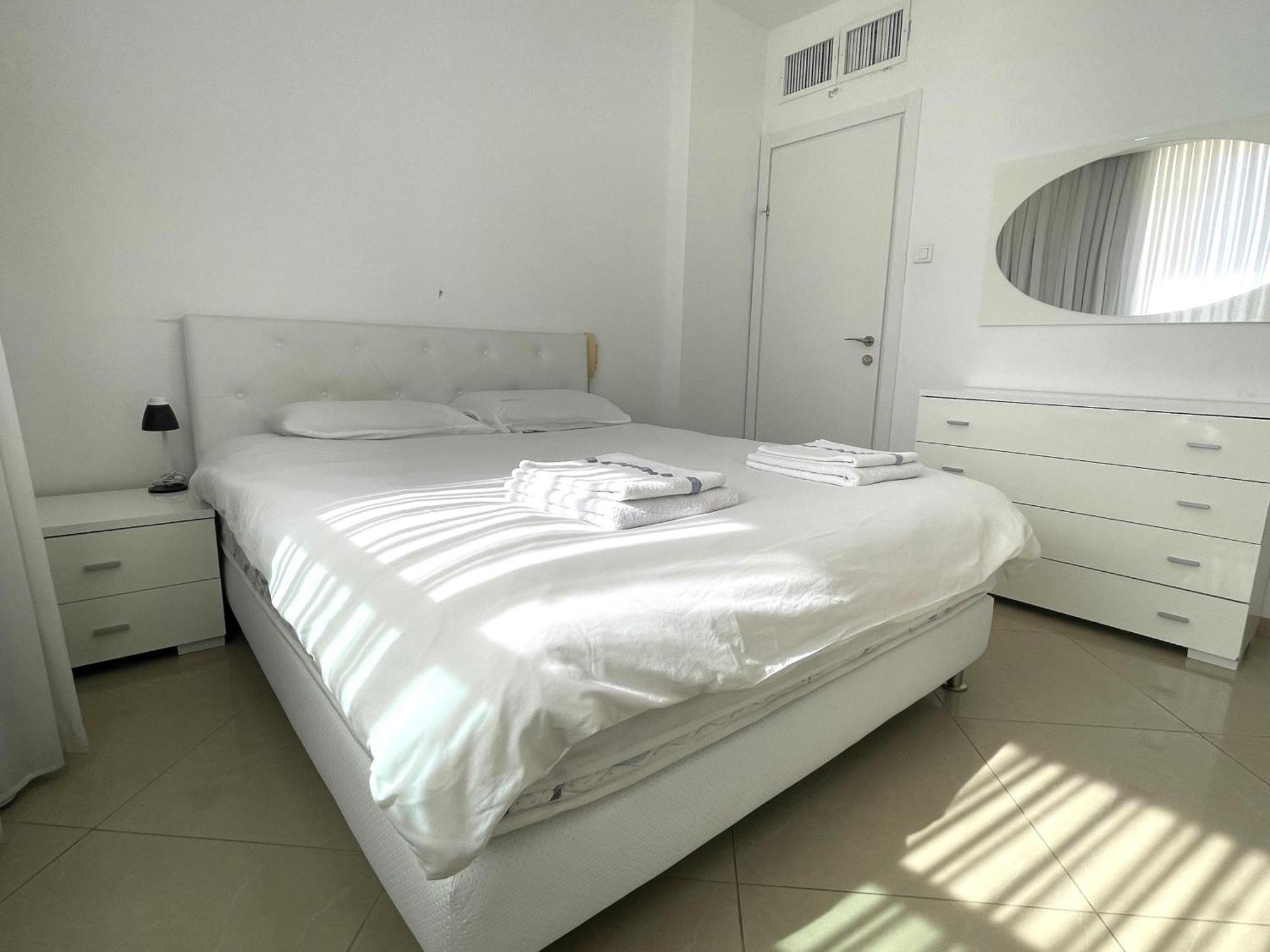 3br Garden Golf Appartement *